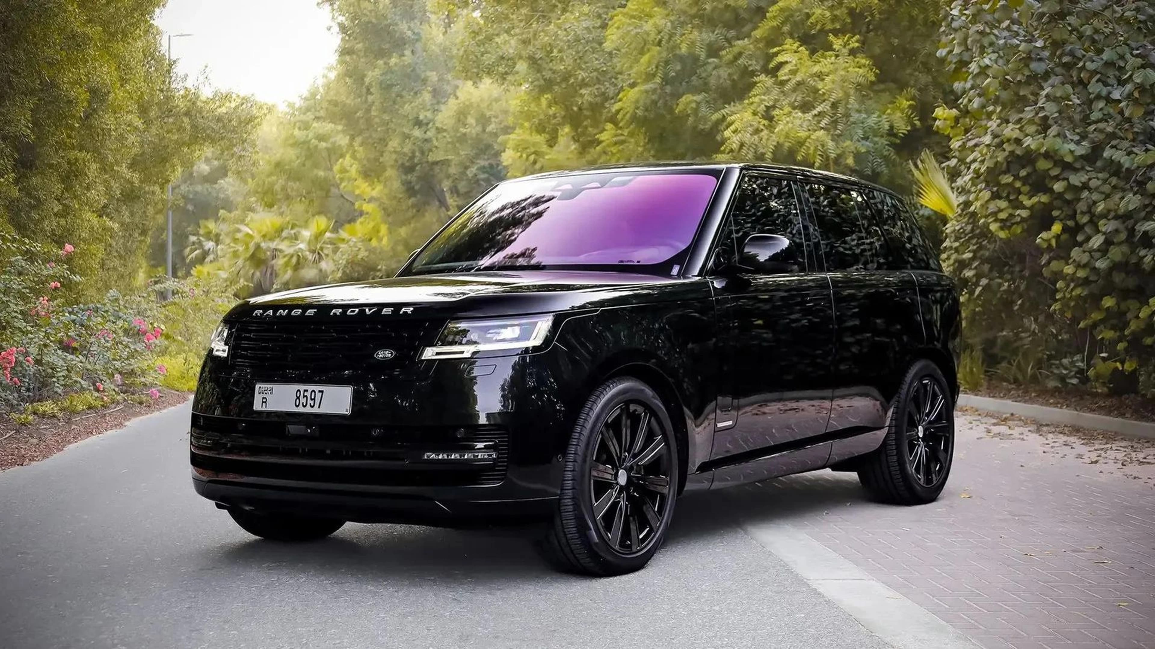 Range Rover Vogue image 2