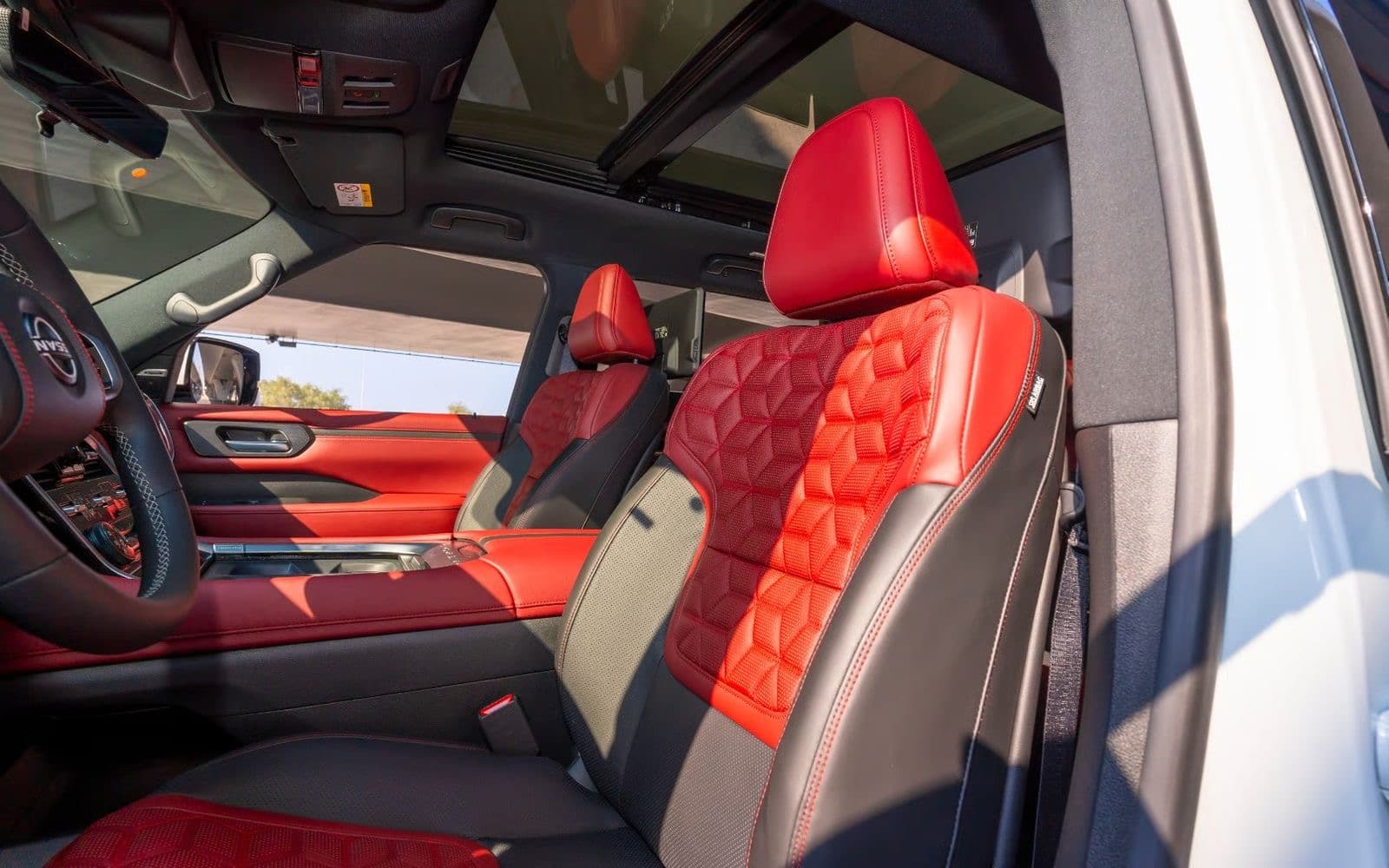 Nissan Patrol Platinum image 5