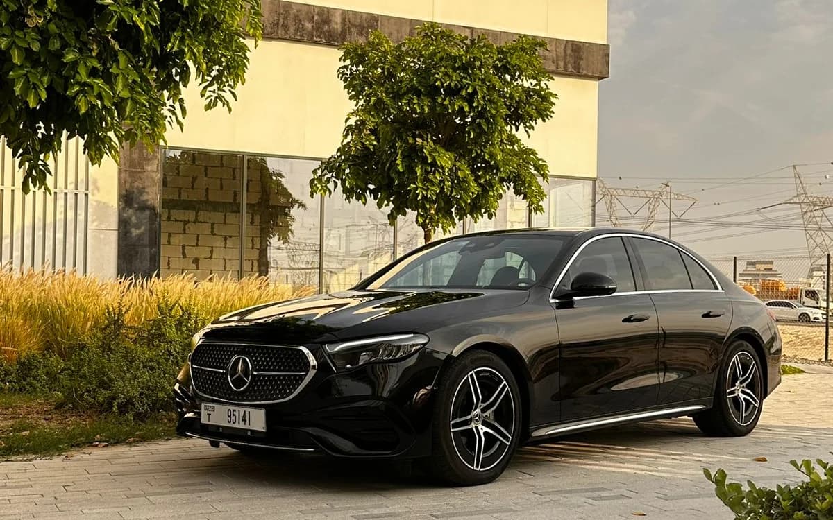 Mercedes-Benz E350 image 1