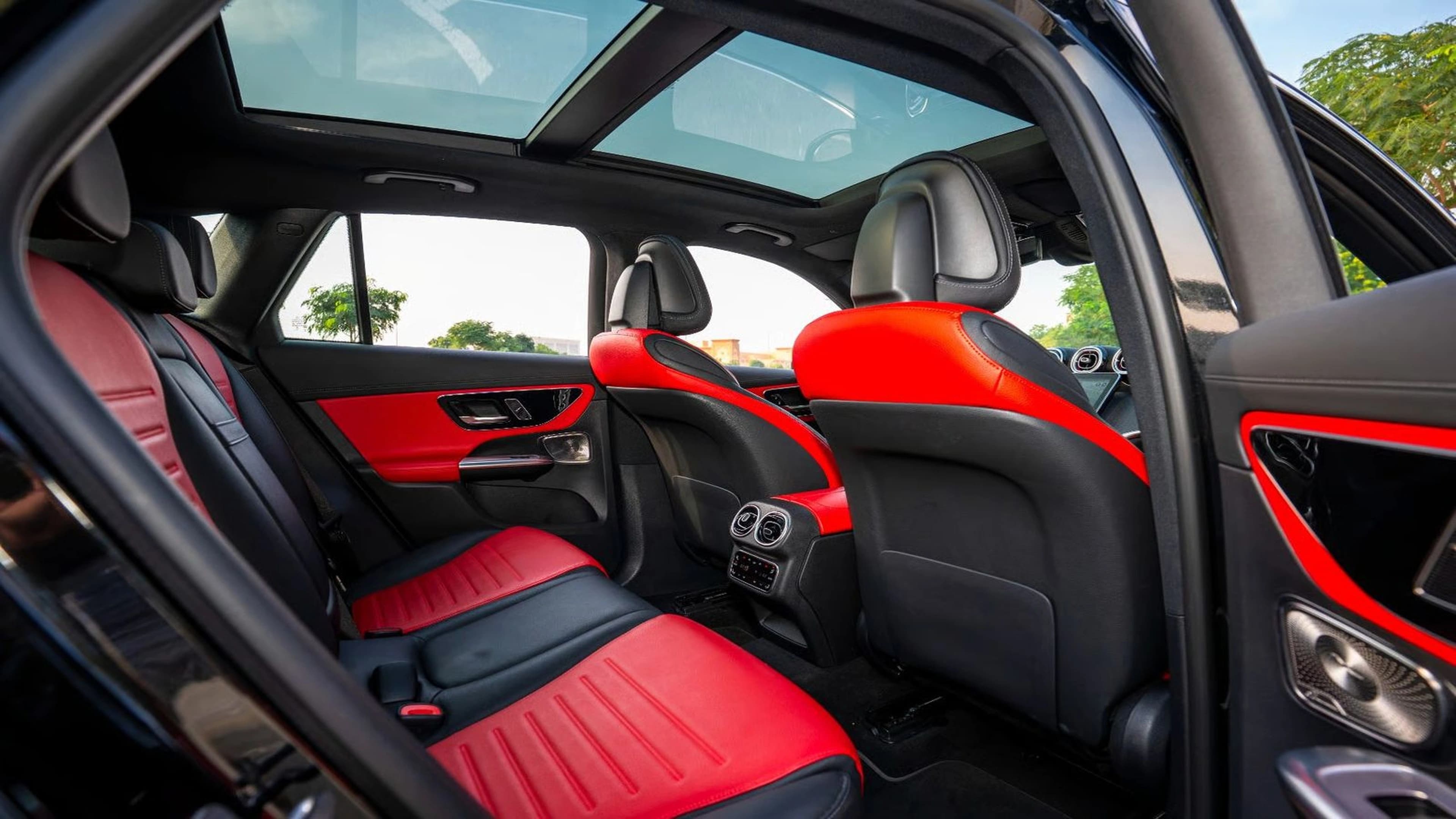 Mercedes-Benz GLC image 8