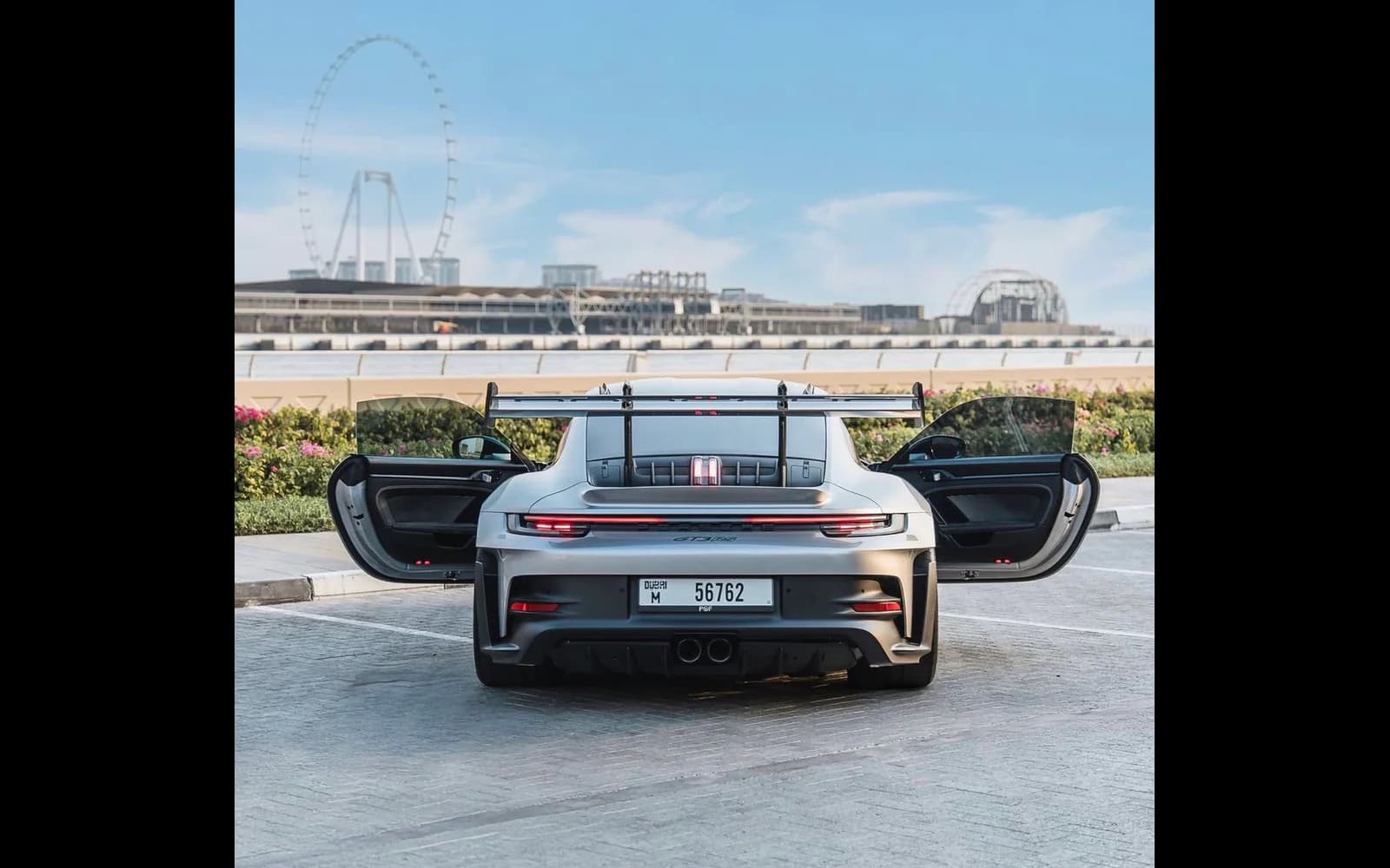 Porsche 911 GT3RS image 2